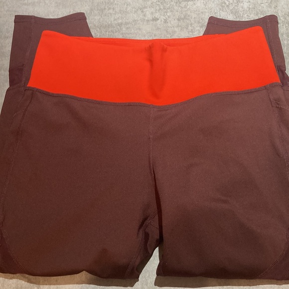 Athleta Tenacity 7/8 Leggings L - Picture 4 of 8